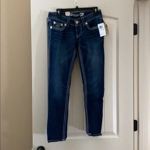 Seven7 skinny jeans size 6P, NWT